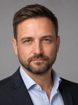 Tobias Hartmann